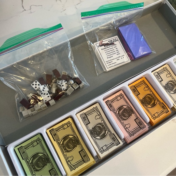 RARE 2002 Urban Hiphop Board Game Complete - Picture 10 of 13